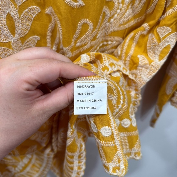 Solitaire Yellow Embroidered Blouse Top Bohemian Large - Picture 5 of 6